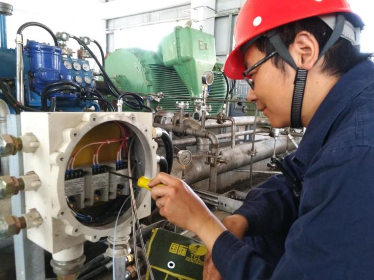 化企组队参加滨海新区首届职工健康运动会开幕式