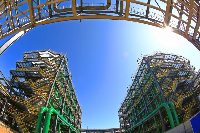 廯ѧĿȫͶ 뷢չ½׶