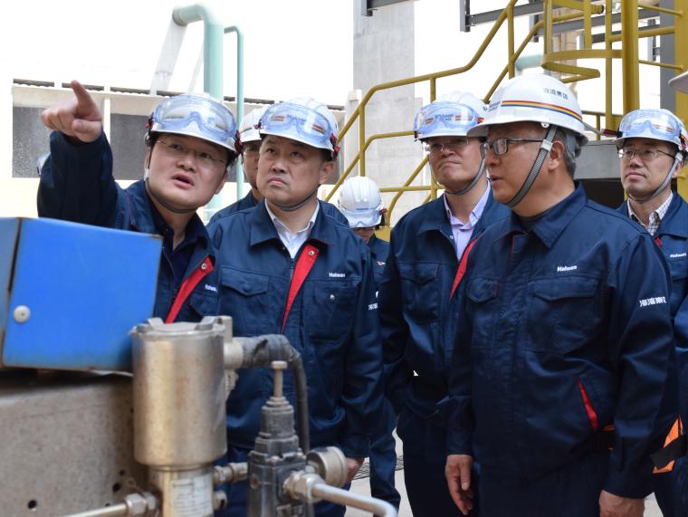 廯ѧĿȫͶ 뷢չ½׶